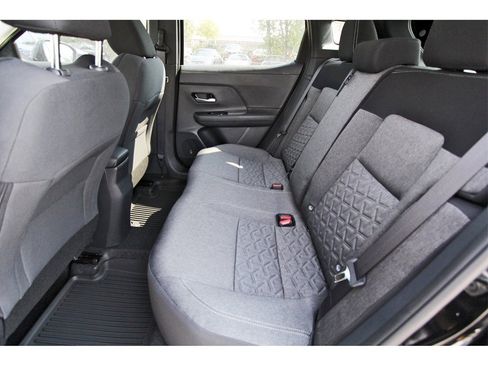 New 2026 Nissan Kicks SV image 7