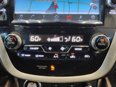Used 2015 Nissan Murano SL FWD image 20
