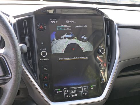 Used 2024 Subaru Crosstrek 2.0i Premium image 9