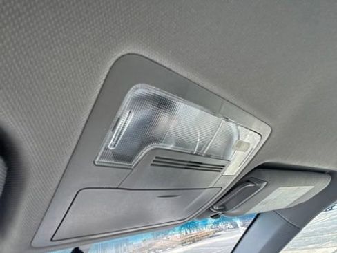 Used 2015 Toyota Camry SE FWD image 22