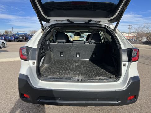 Used 2023 Subaru Outback Onyx Edition image 19