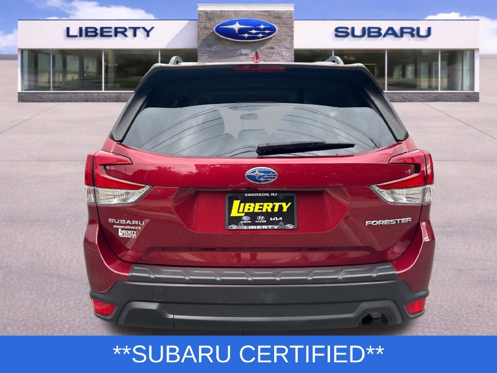 Certified 2023 Subaru Forester Premium AWD/4WD image 5