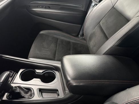 Used 2022 Dodge Durango R/T image 28