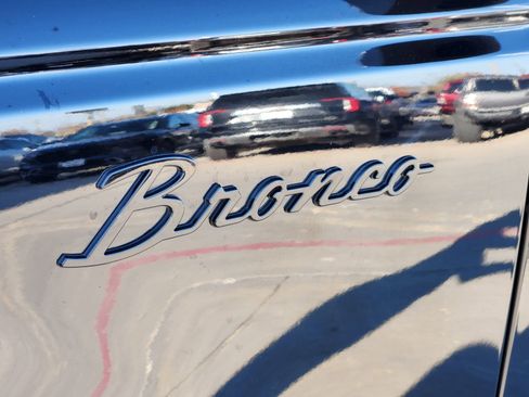 Used 2024 Ford Bronco Wildtrak image 14