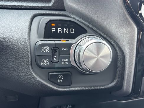Used 2025 RAM 1500 Laramie AWD/4WD image 21