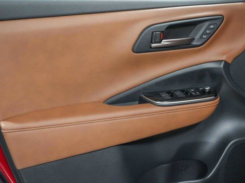 New 2025 Toyota Crown Signia image 19