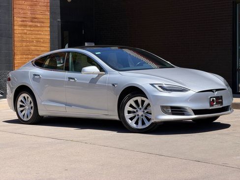 Used 2016 Tesla Model S 90D AWD/4WD image 3