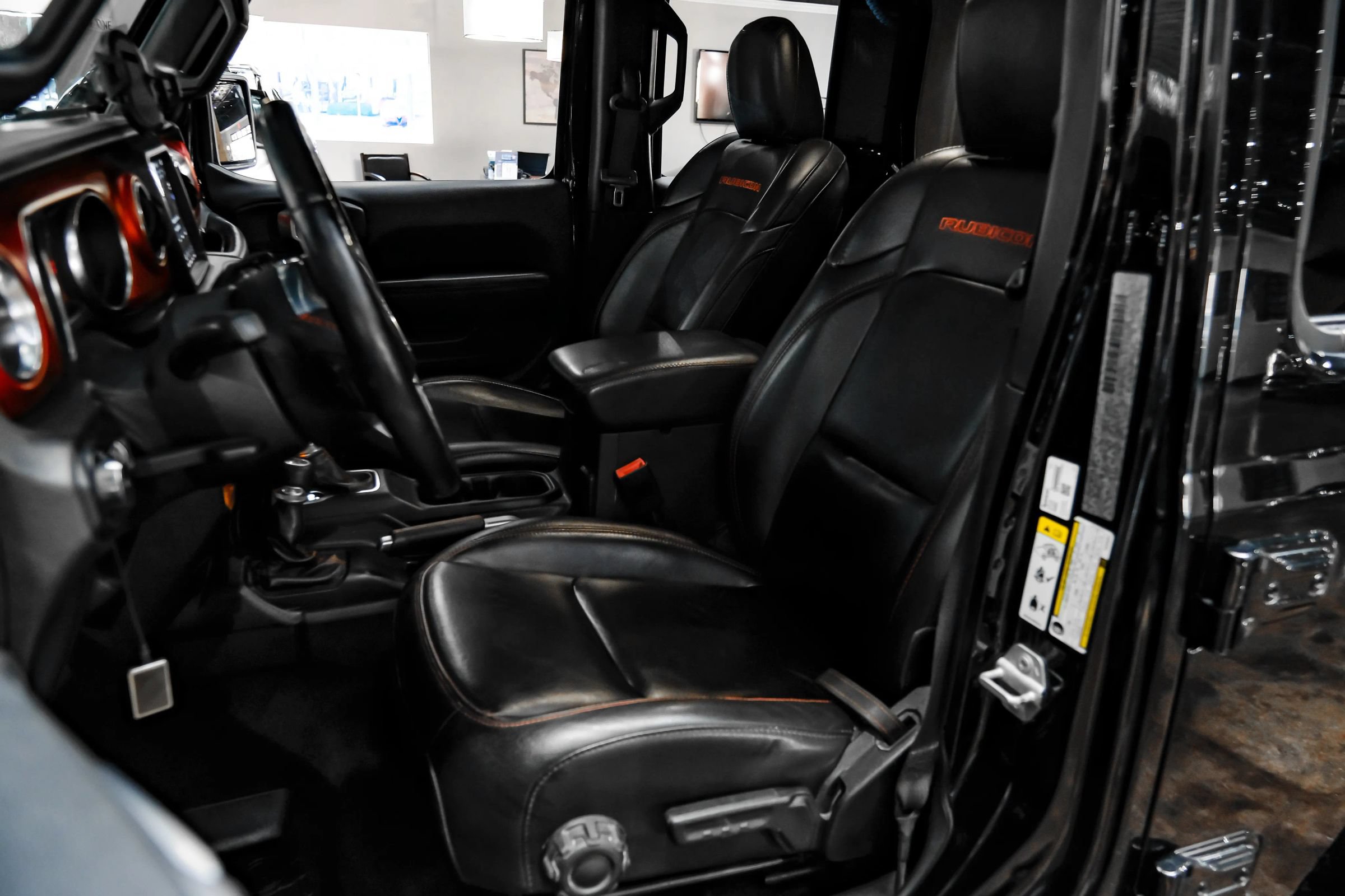 Used 2019 Jeep Wrangler Unlimited Rubicon AWD/4WD image 38