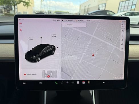 Used 2019 Tesla Model 3 Standard Range Plus image 17