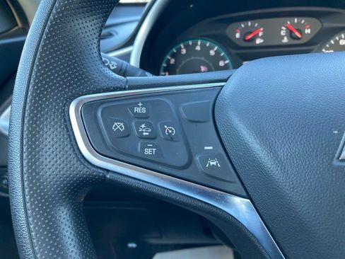 Used 2024 Chevrolet Malibu LT image 11