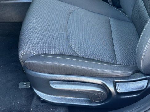Used 2024 Kia Forte LXS FWD image 8