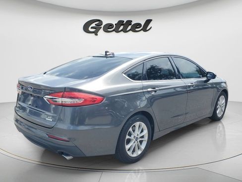 Used 2019 Ford Fusion SE FWD image 5