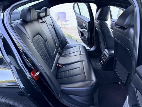 Used 2019 BMW 330i xDrive Sedan w/ M Sport Package AWD/4WD image 18