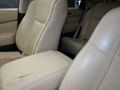 Used 2019 INFINITI QX60 Luxe w/ Essential Package FWD image 14