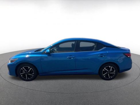 Used 2025 Nissan Sentra SV FWD image 8