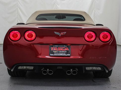 Used 2010 Chevrolet Corvette Convertible w/ Preferred Equipment Group RWD image 8