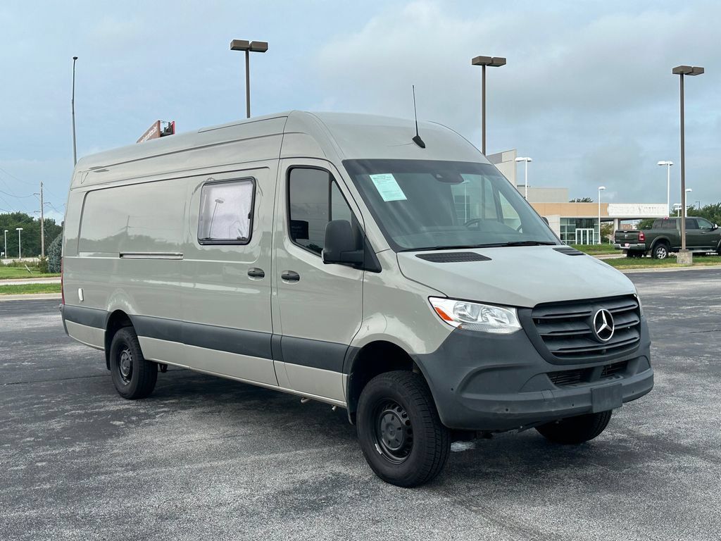 Used 2020 Mercedes-Benz Sprinter 2500 w/ Premium Plus Package image 11