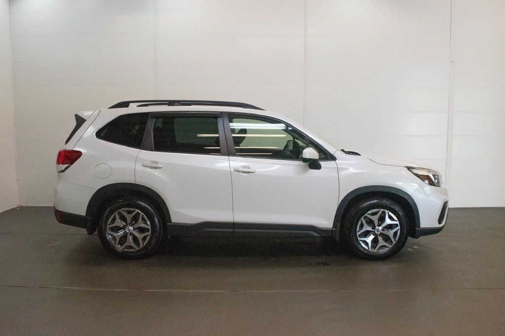 Used 2021 Subaru Forester Premium AWD/4WD image 3