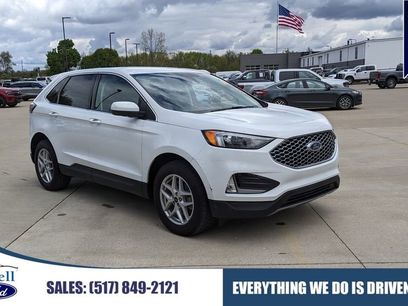 Used 2024 Ford Edge SEL w/ Convenience Package