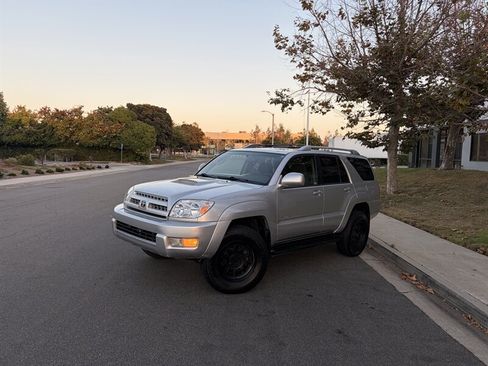 Used 2005 Toyota 4Runner Sport RWD image 1