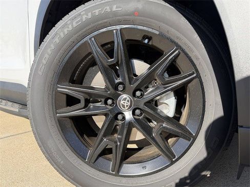 New 2026 Toyota Grand Highlander Limited image 11