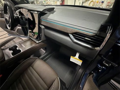 New 2026 GMC Acadia Denali Ultimate w/ LPO, Floor Liner Package image 61