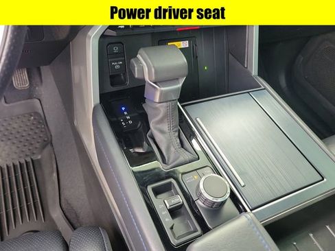 Used 2024 Toyota Tundra Platinum image 18