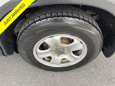 Used 2015 Honda CR-V LX image 18