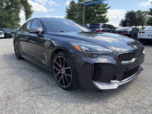 Used 2021 Kia Stinger GT1 AWD/4WD image 3