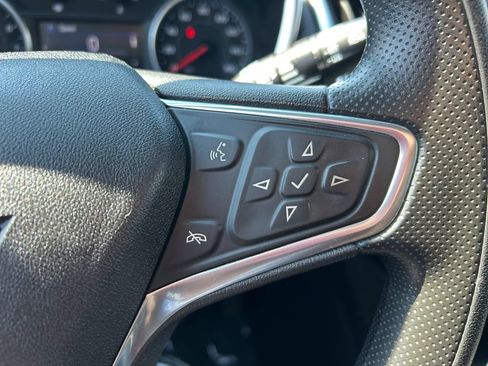 Used 2022 Chevrolet Equinox LT FWD image 29