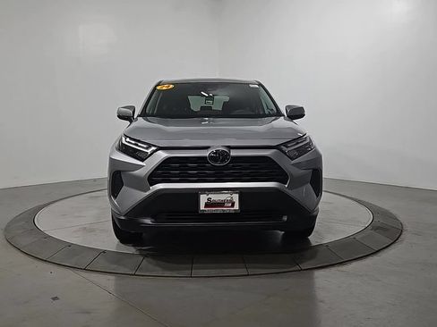 Used 2024 Toyota RAV4 LE AWD/4WD image 9