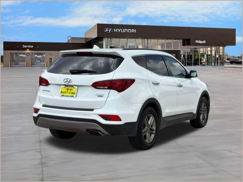 Used 2017 Hyundai Santa Fe Sport AWD/4WD image 9