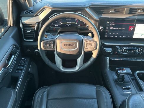 Used 2024 GMC Sierra 1500 Denali w/ Technology Package image 18