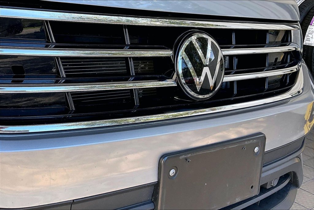Used 2024 Volkswagen Tiguan SE AWD/4WD image 26