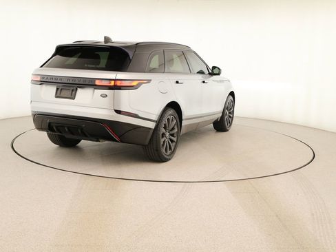 Used 2018 Land Rover Range Rover Velar R-Dynamic SE image 6