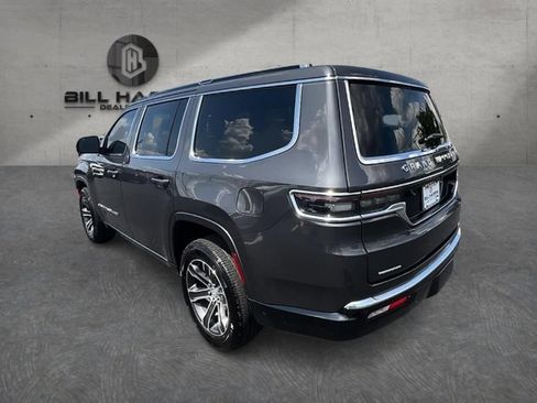 Used 2022 Jeep Grand Wagoneer Series I w/ Flexible Seating Group AWD/4WD image 11