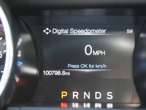 Used 2022 Ford Mustang Premium RWD image 29