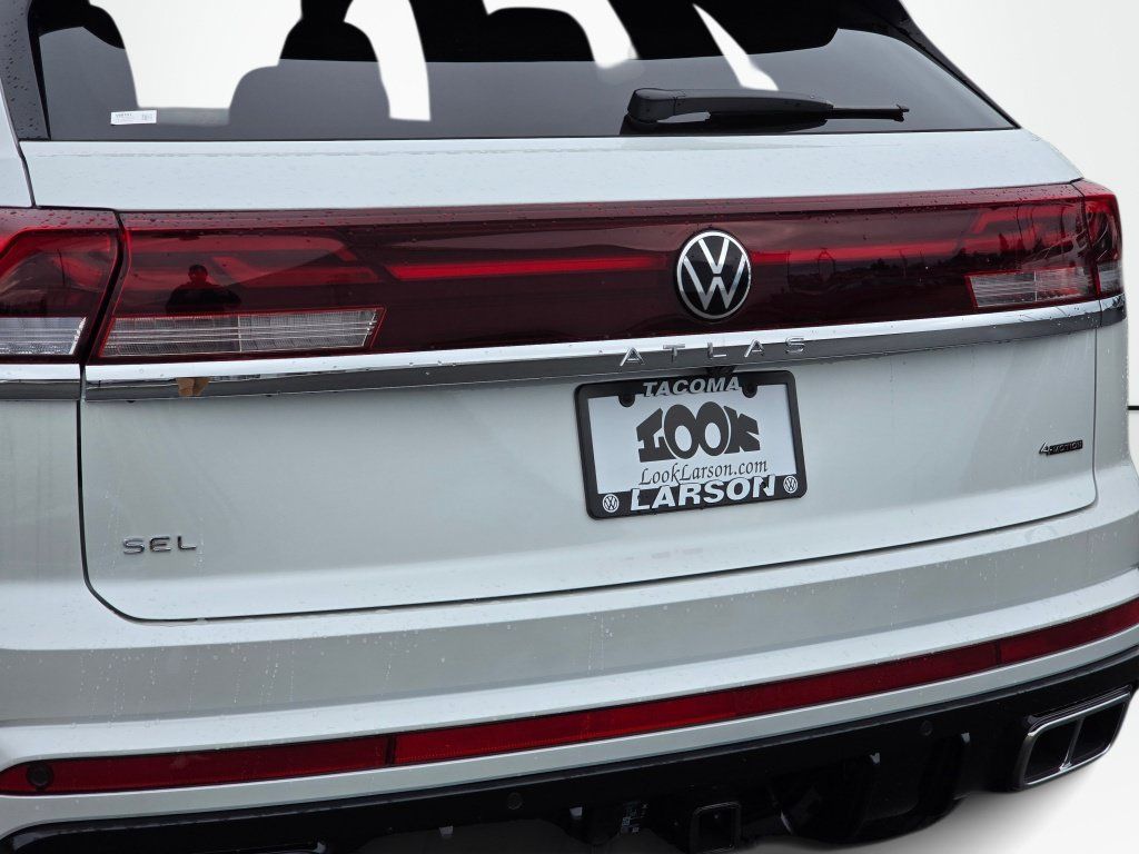 New 2026 Volkswagen Atlas Cross Sport SEL Premium R-Line AWD/4WD image 13