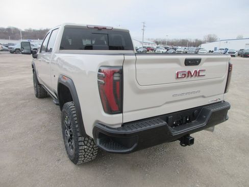 New 2026 GMC Sierra 2500 AT4X image 8