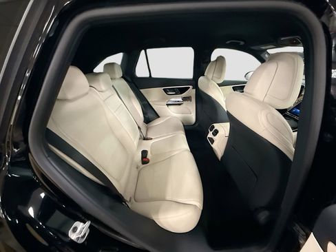 Certified 2026 Mercedes-Benz GLC 300 image 21