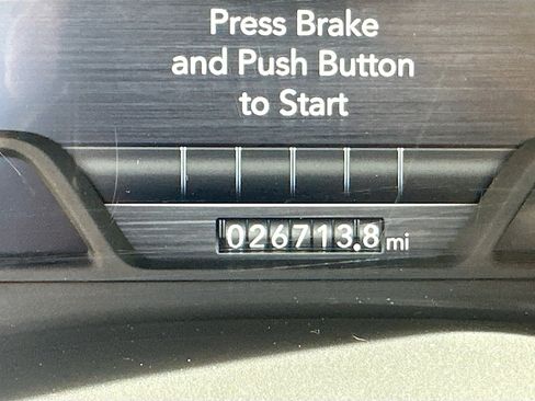 Used 2024 RAM 2500 Laramie image 19