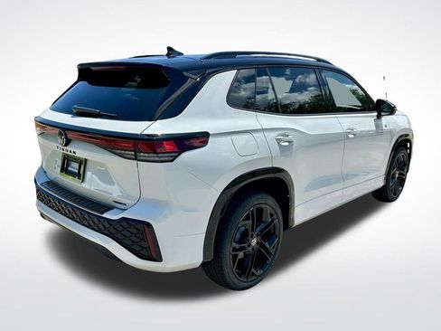 New 2026 Volkswagen Tiguan SE R-Line AWD/4WD image 5