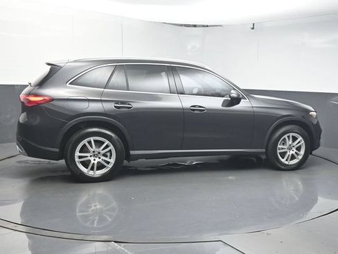Used 2025 Mercedes-Benz GLC 300 image 8