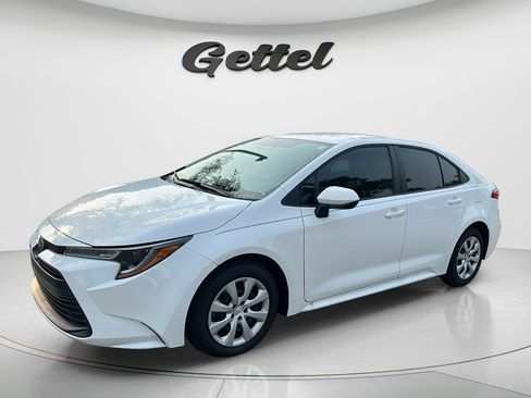 Certified 2026 Toyota Corolla LE FWD image 1