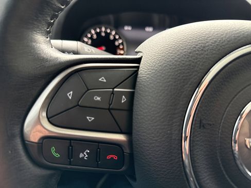 Used 2019 Jeep Renegade Limited w/ UConnect 8.4 Nav Group image 53