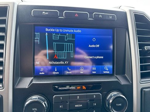 Used 2020 Ford F150 Lariat AWD/4WD image 14