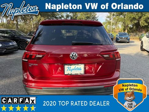Used 2021 Volkswagen Tiguan SE image 16