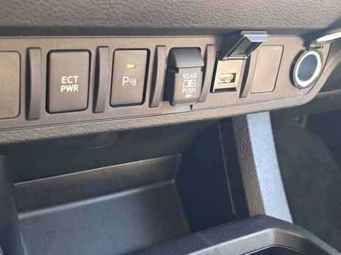 Used 2022 Toyota Tacoma SR5 image 29