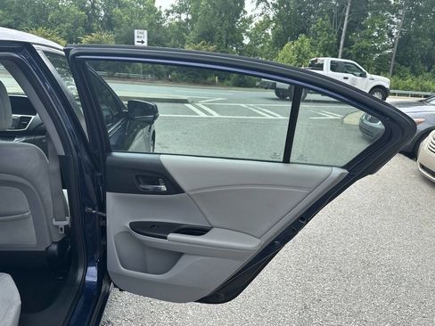 Used 2014 Honda Accord EX image 15