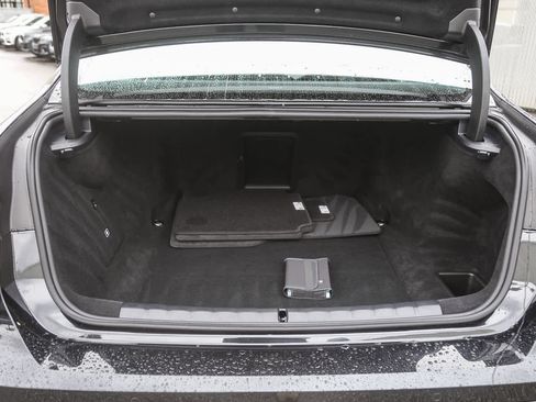 Used 2025 BMW i7 eDrive50 w/ M Sport Package image 22